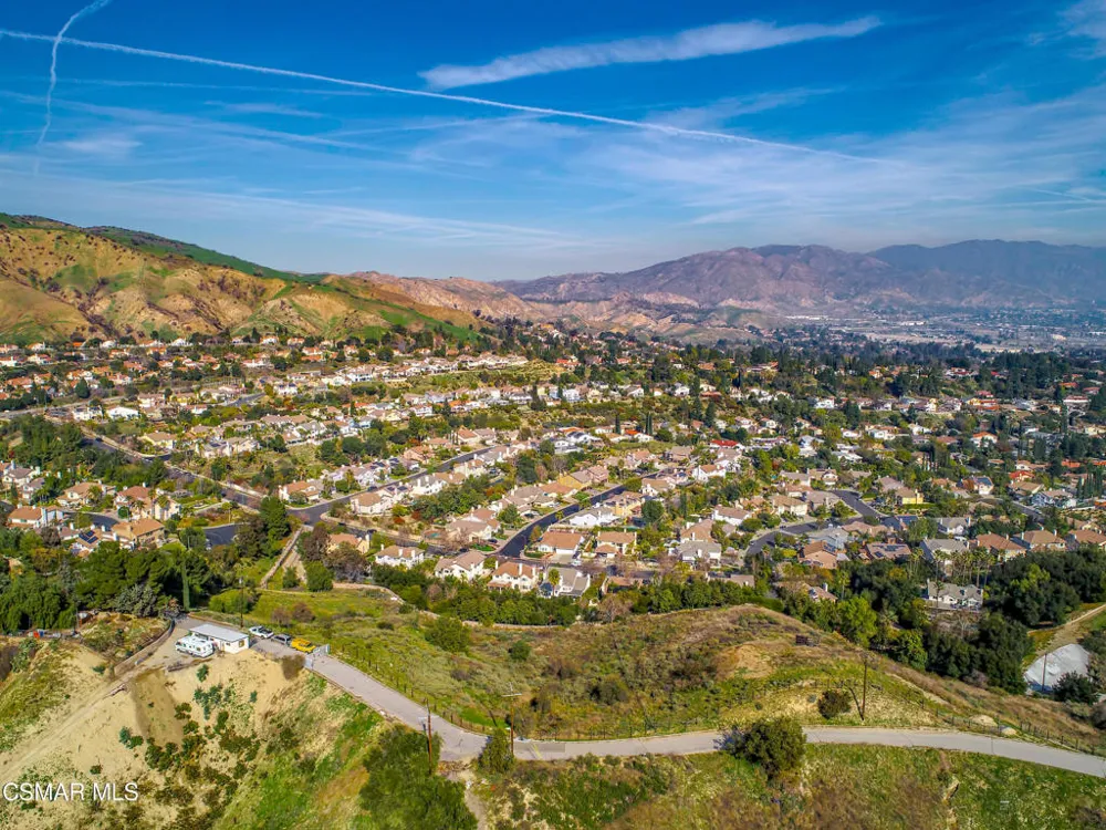 17900 Bull Canyon Road Granada Hills, CA 91344