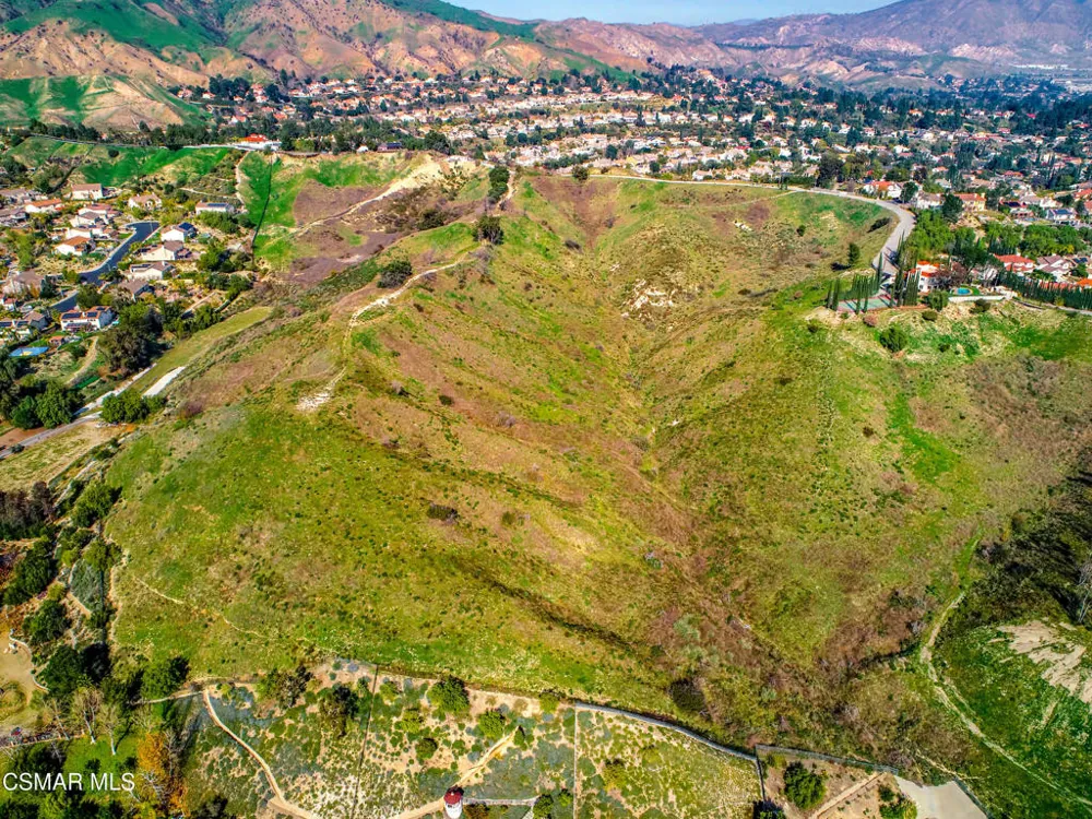 17900 Bull Canyon Road Granada Hills, CA 91344