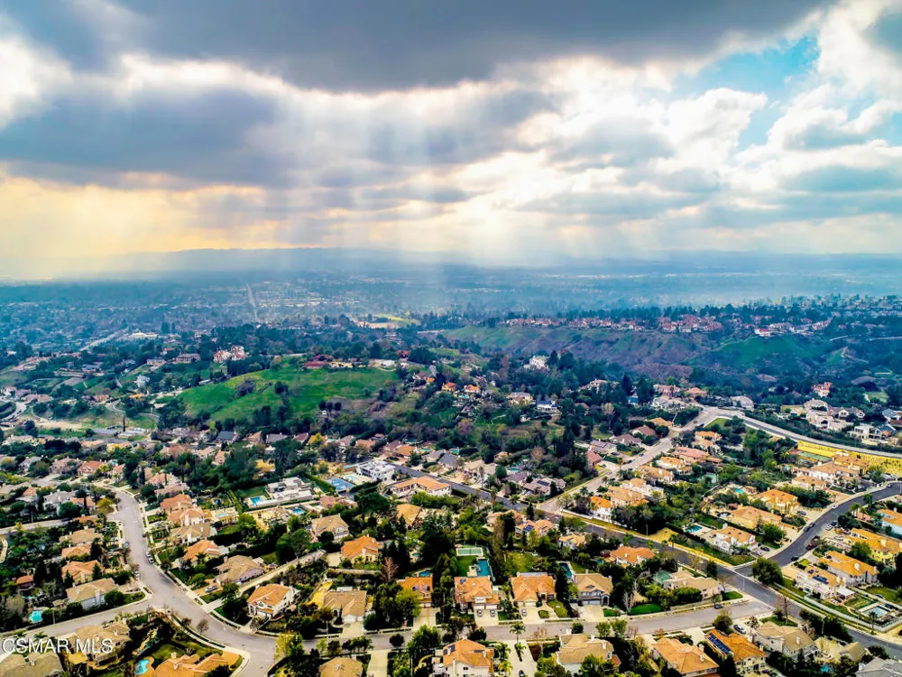 17900 Bull Canyon Road Granada Hills, CA 91344