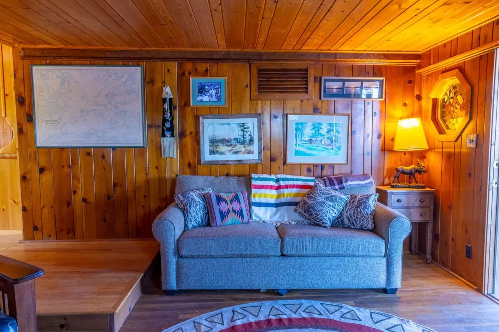 2715 Roberts Island International Falls, MN 56649