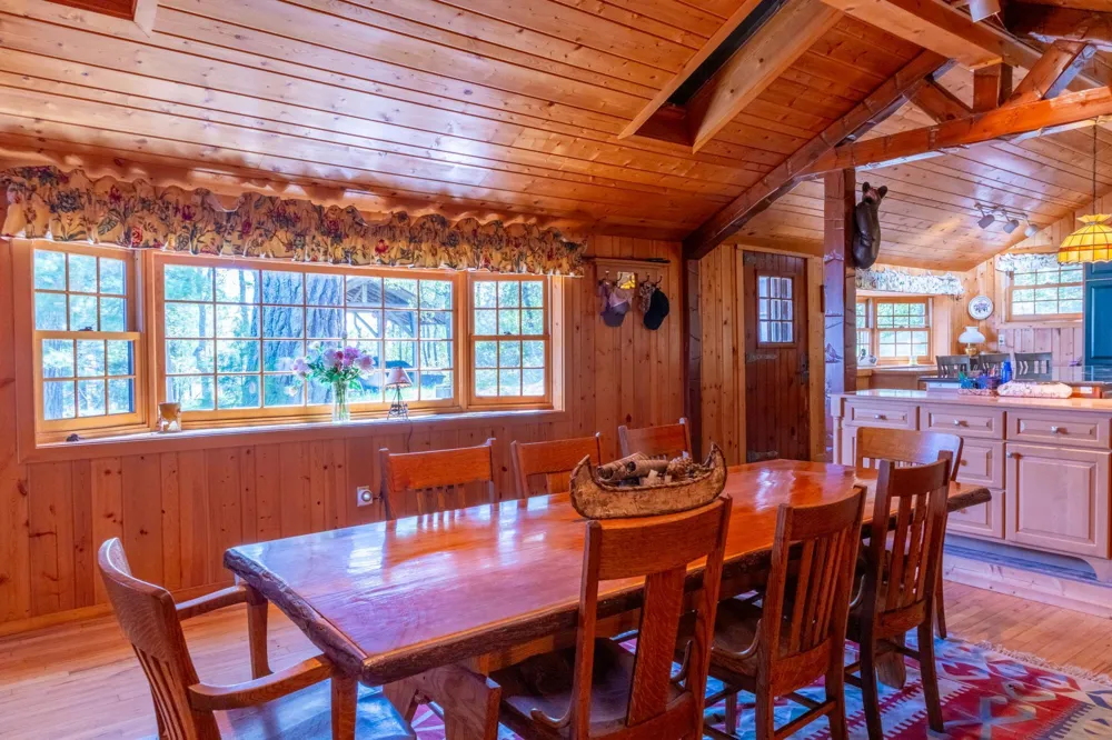 2715 Roberts Island International Falls, MN 56649