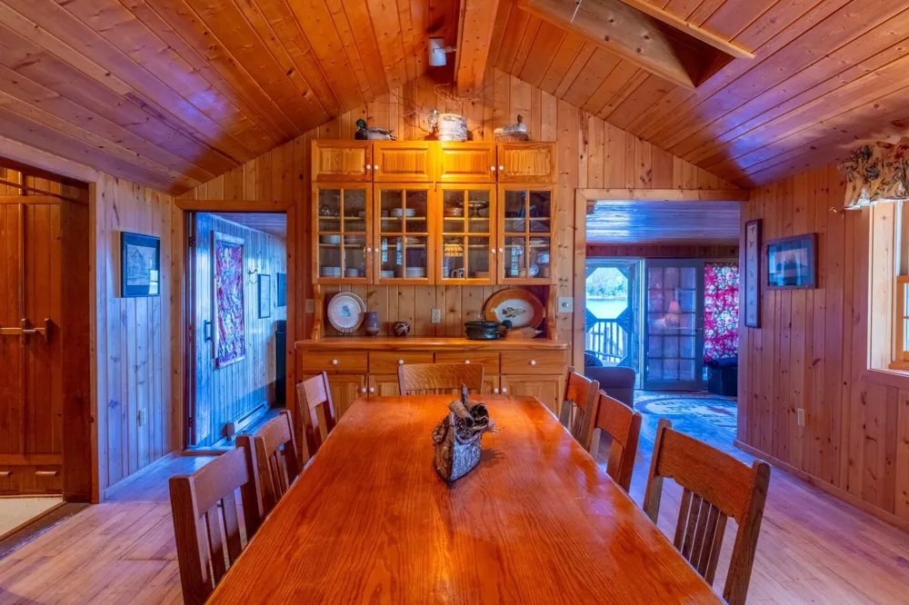 2715 Roberts Island International Falls, MN 56649