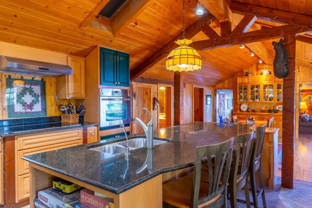 2715 Roberts Island International Falls, MN 56649