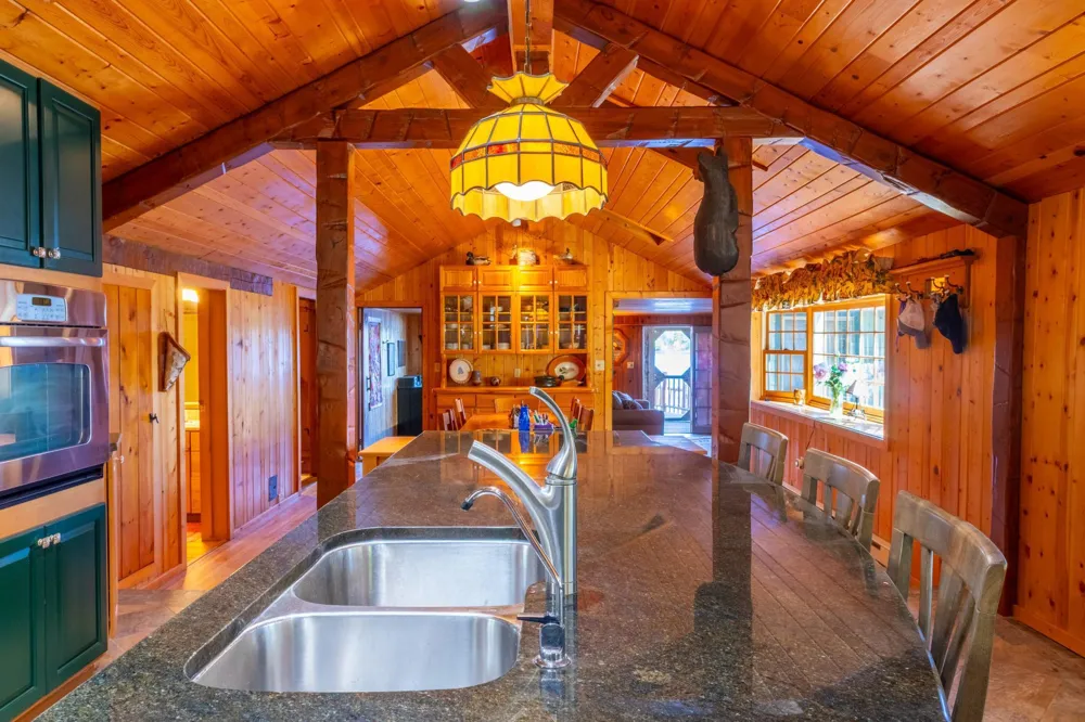 2715 Roberts Island International Falls, MN 56649