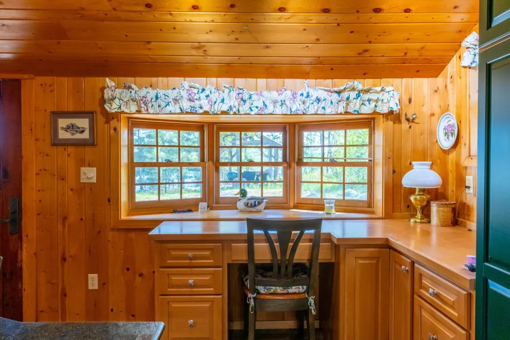 2715 Roberts Island International Falls, MN 56649