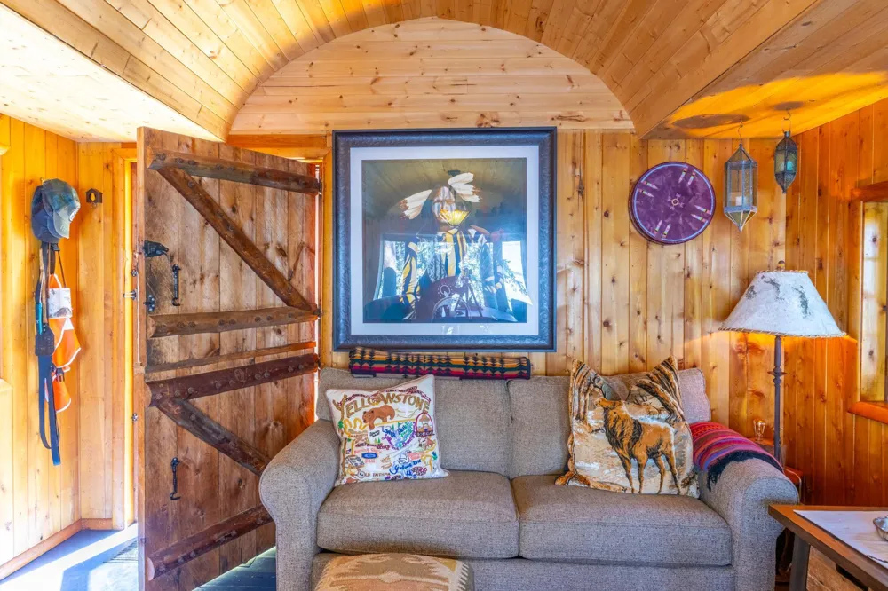 2715 Roberts Island International Falls, MN 56649