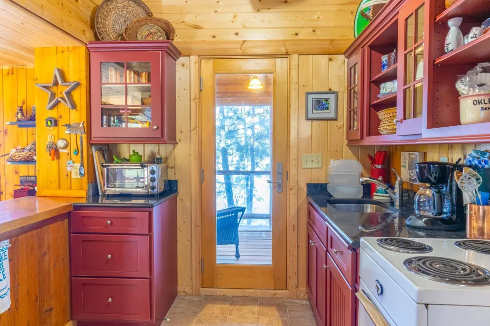 2715 Roberts Island International Falls, MN 56649