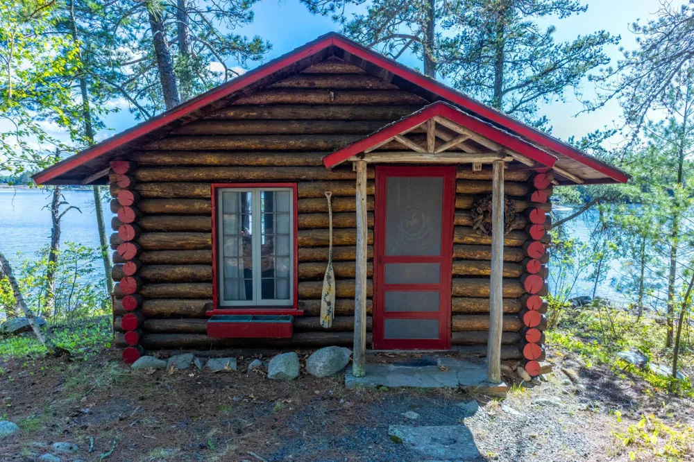 2715 Roberts Island International Falls, MN 56649