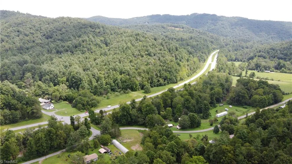 TBD Eagle Hills Road #Eagle Hills Purlear, NC 28665