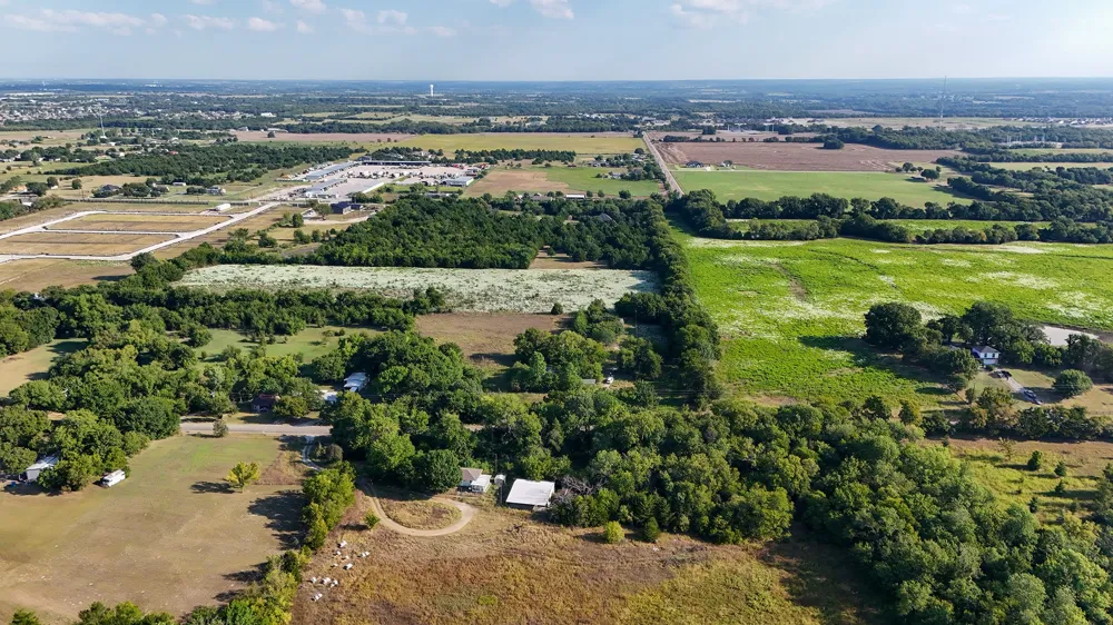 2701 Cr-427 Anna, TX 75409