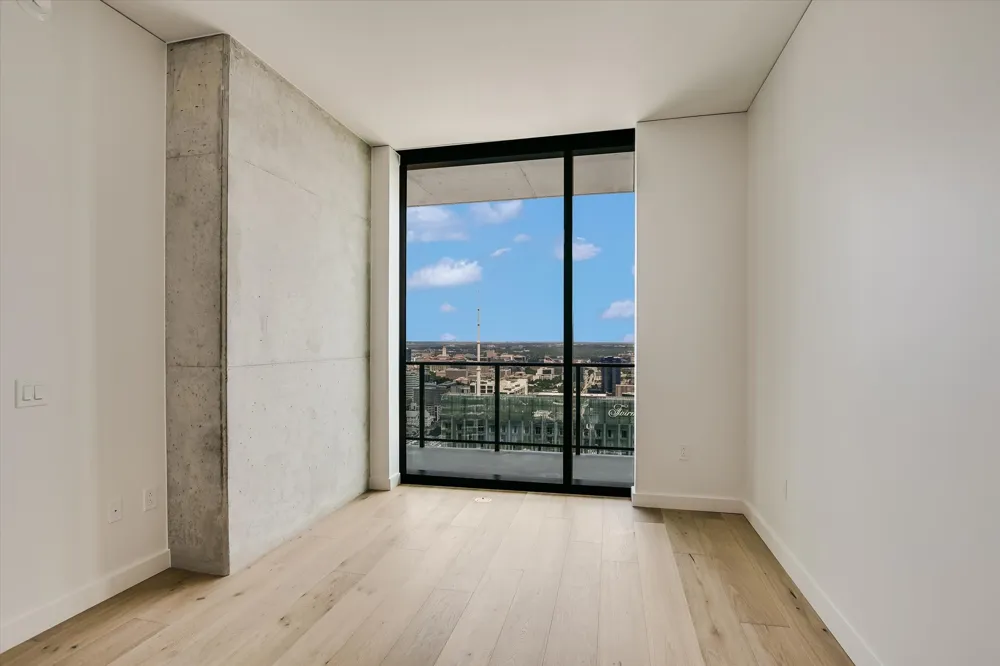 610 Davis Street #4704 Austin, TX 78701