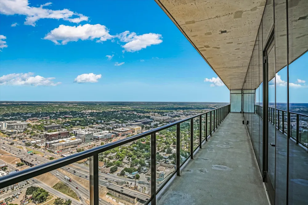 610 Davis Street #4704 Austin, TX 78701