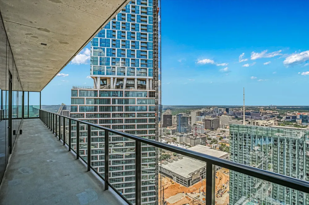 610 Davis Street #4704 Austin, TX 78701
