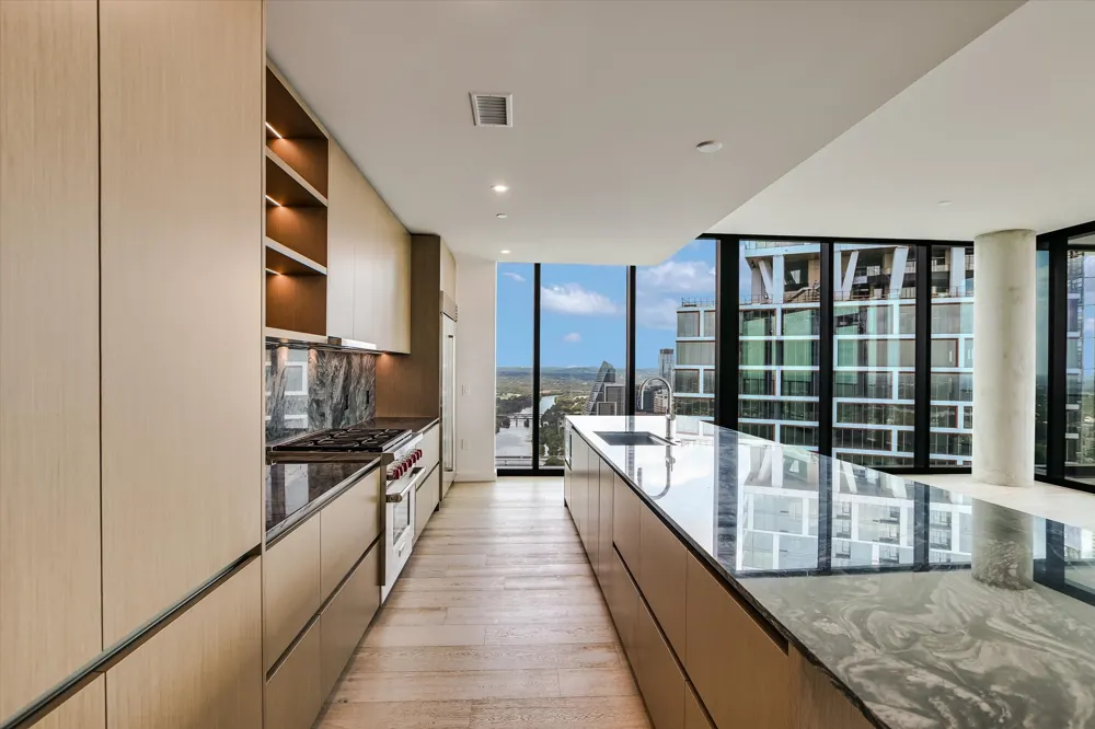 610 Davis Street #4704 Austin, TX 78701