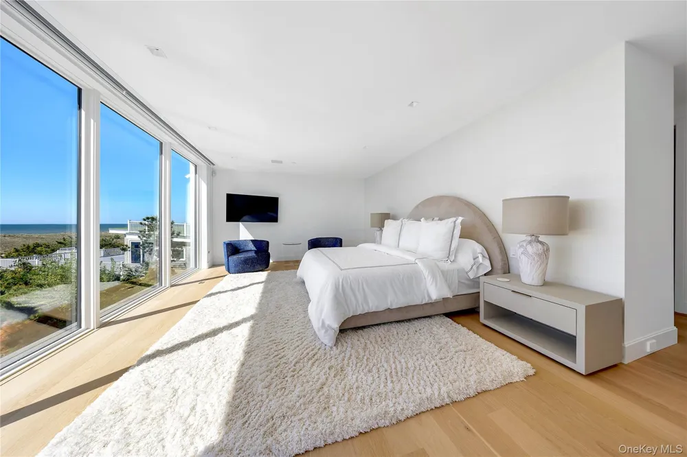 345 Dune Road Westhampton Beach, NY 11978
