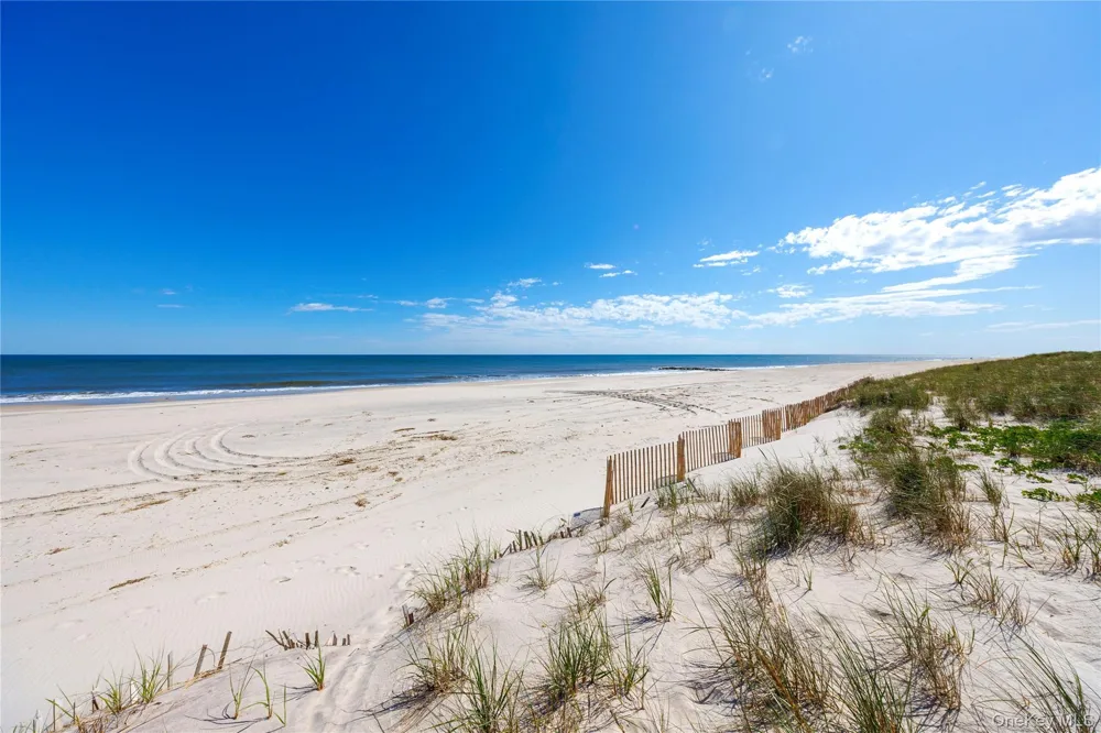 345 Dune Road Westhampton Beach, NY 11978