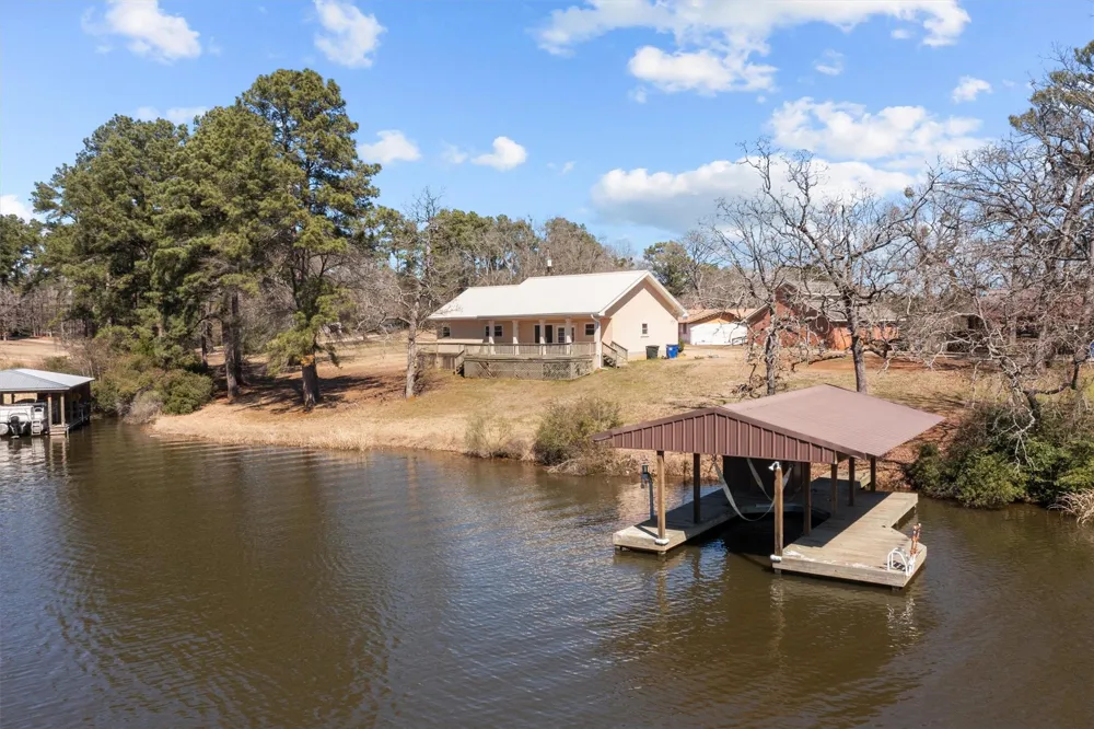160 Lookout Point Drive Grapeland, TX 75844