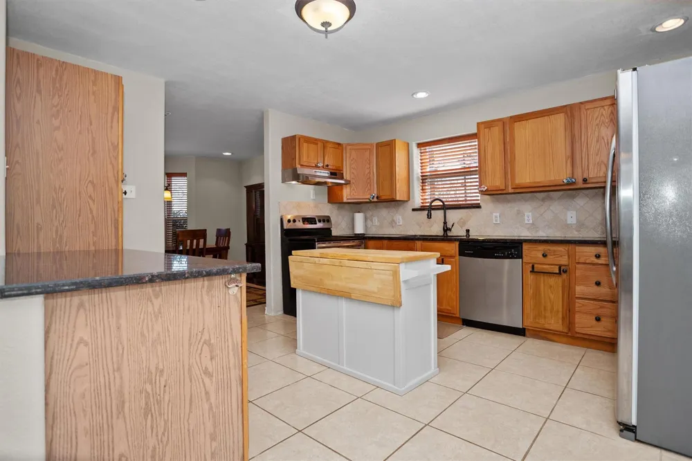 160 Lookout Point Drive Grapeland, TX 75844