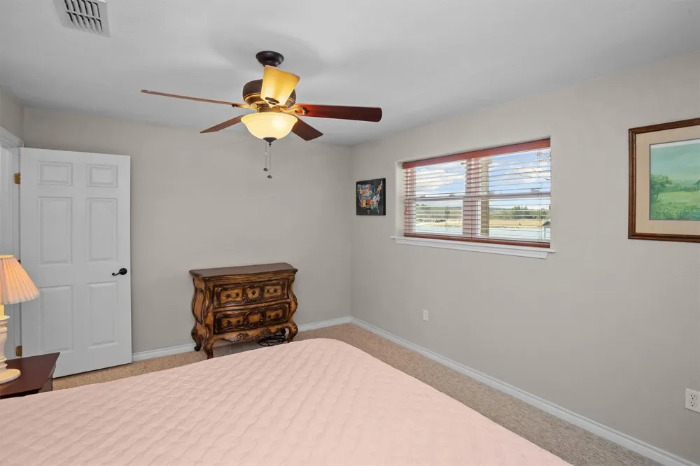 160 Lookout Point Drive Grapeland, TX 75844