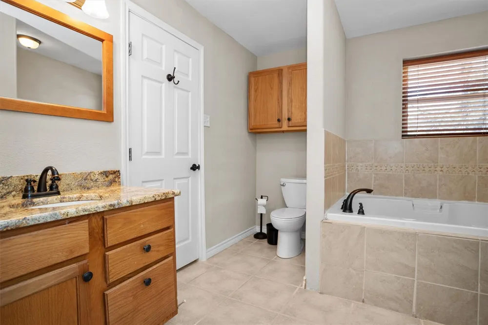 160 Lookout Point Drive Grapeland, TX 75844