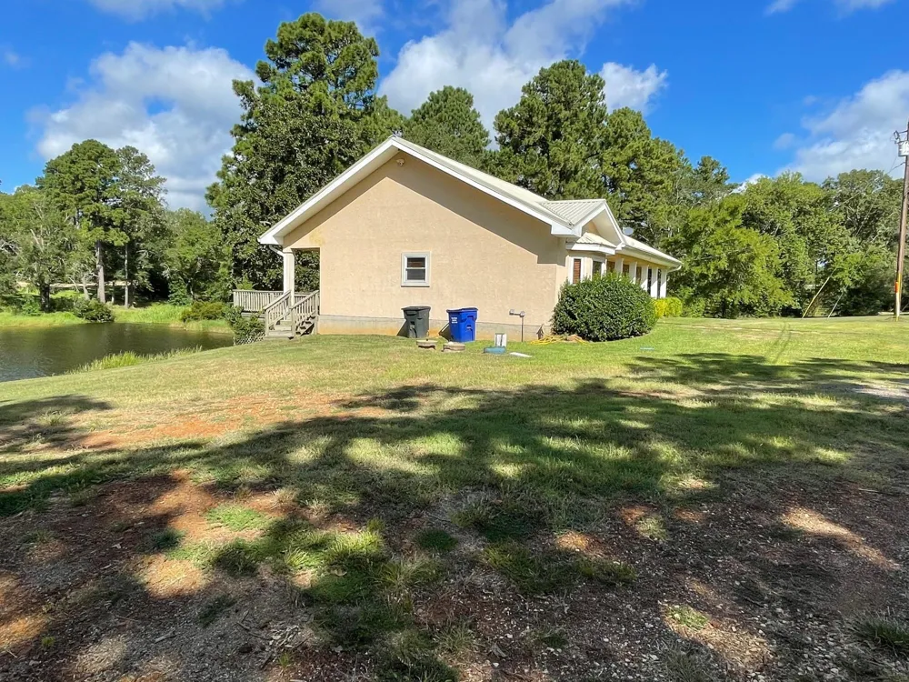 160 Lookout Point Drive Grapeland, TX 75844