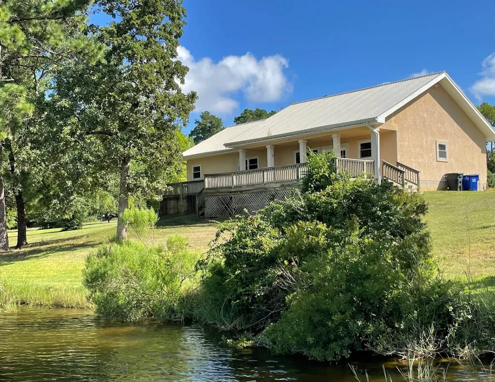 160 Lookout Point Drive Grapeland, TX 75844