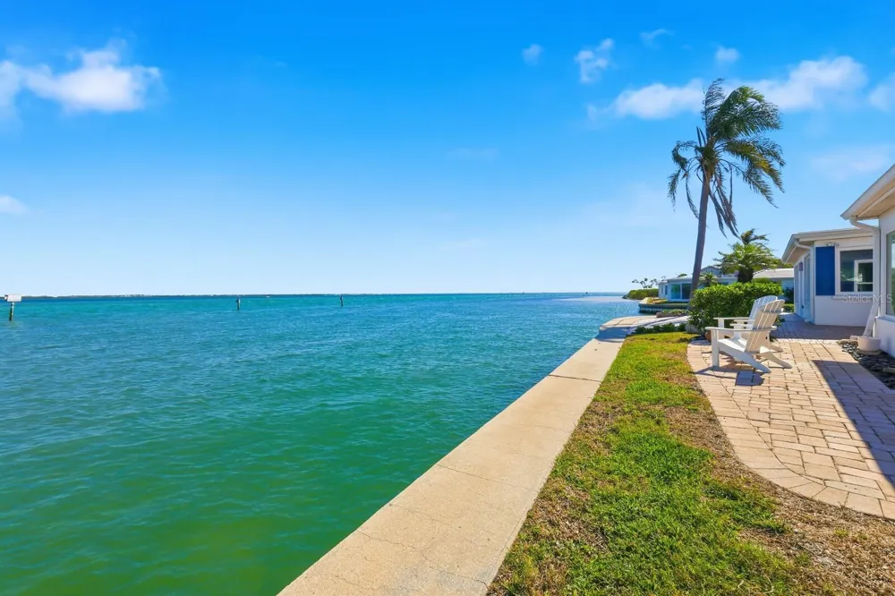 957 SPANISH DRIVE Longboat Key, FL 34228