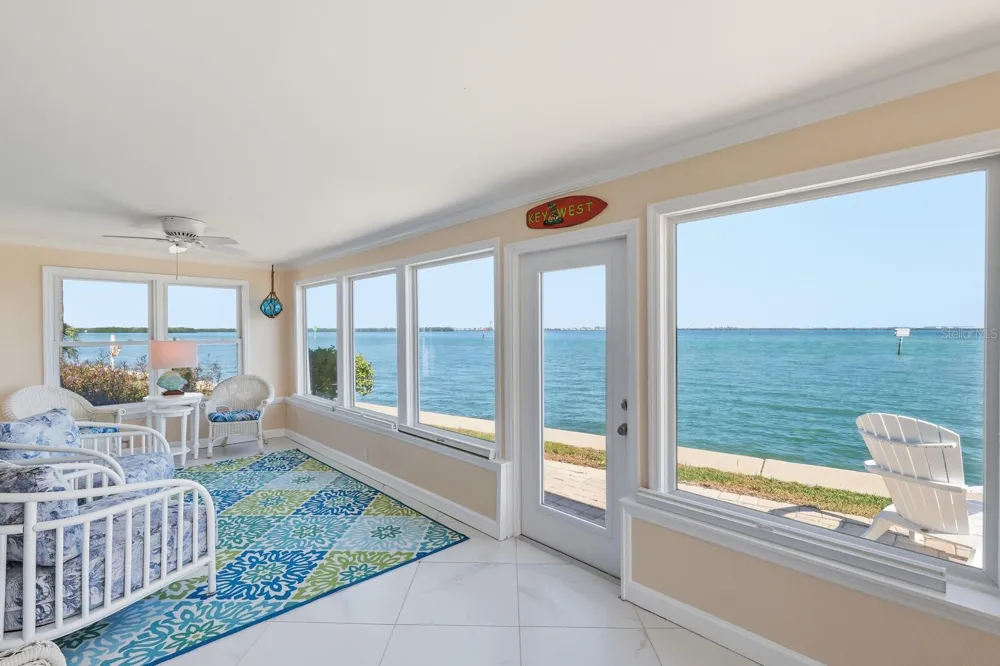 957 SPANISH DRIVE Longboat Key, FL 34228