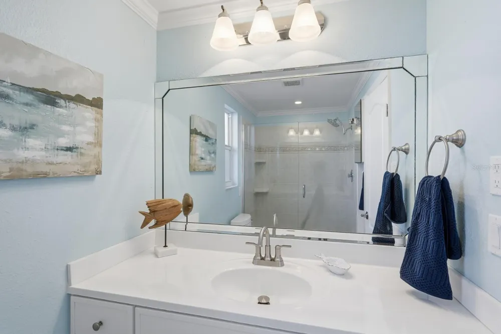 957 SPANISH DRIVE Longboat Key, FL 34228