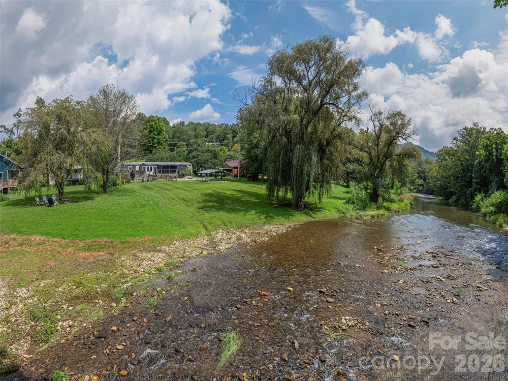 248 Max Thompson Road Canton, NC 28716