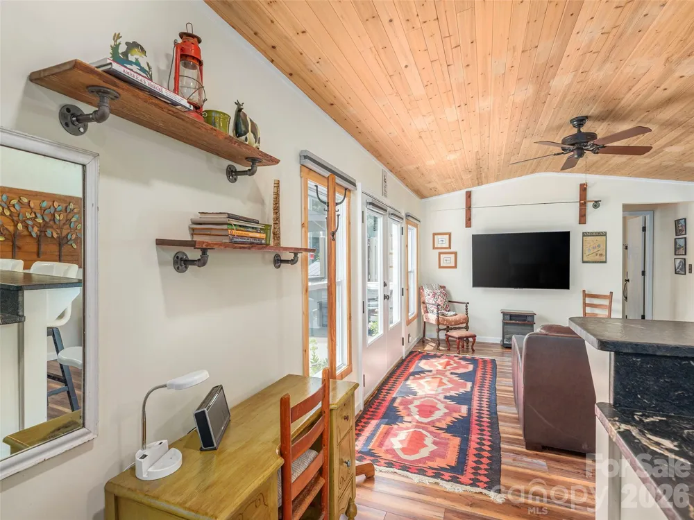248 Max Thompson Road Canton, NC 28716