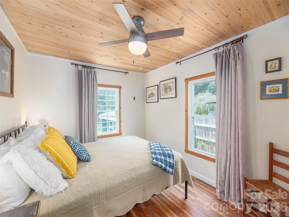 248 Max Thompson Road Canton, NC 28716