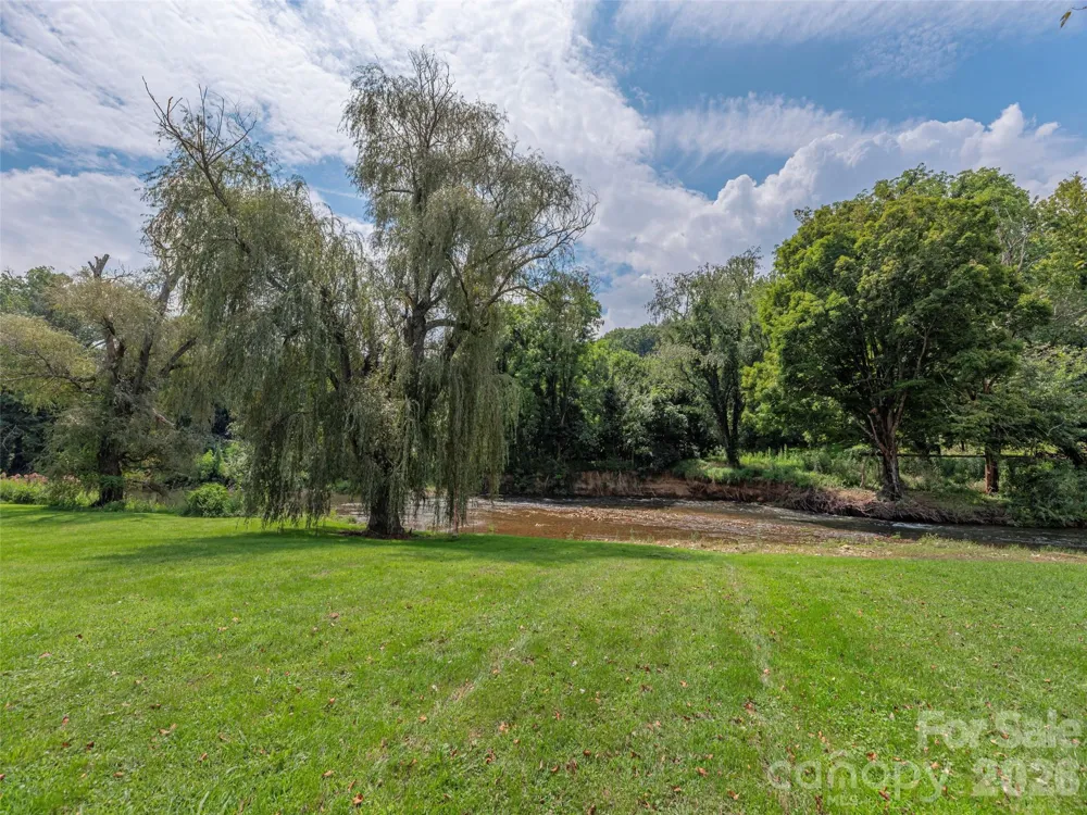 248 Max Thompson Road Canton, NC 28716