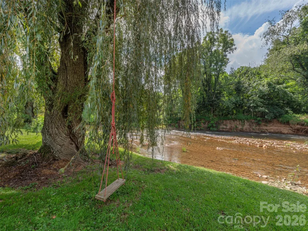248 Max Thompson Road Canton, NC 28716