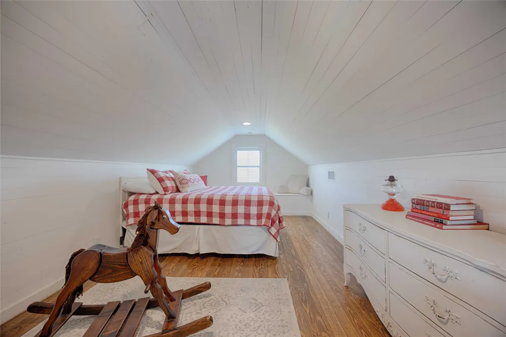 2210 FM 615 Schulenburg, TX 78956