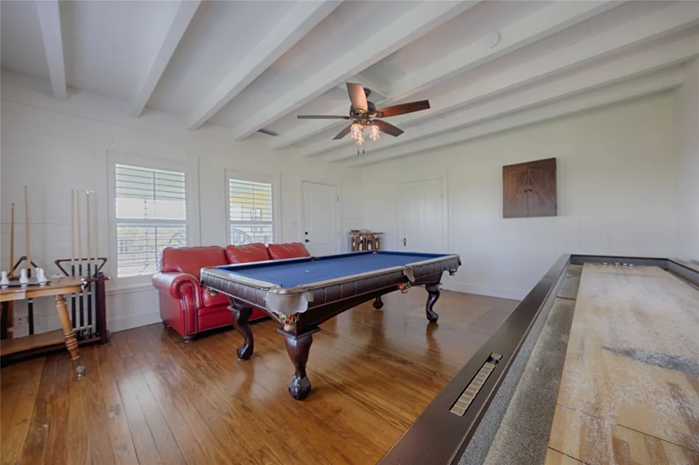 2210 FM 615 Schulenburg, TX 78956
