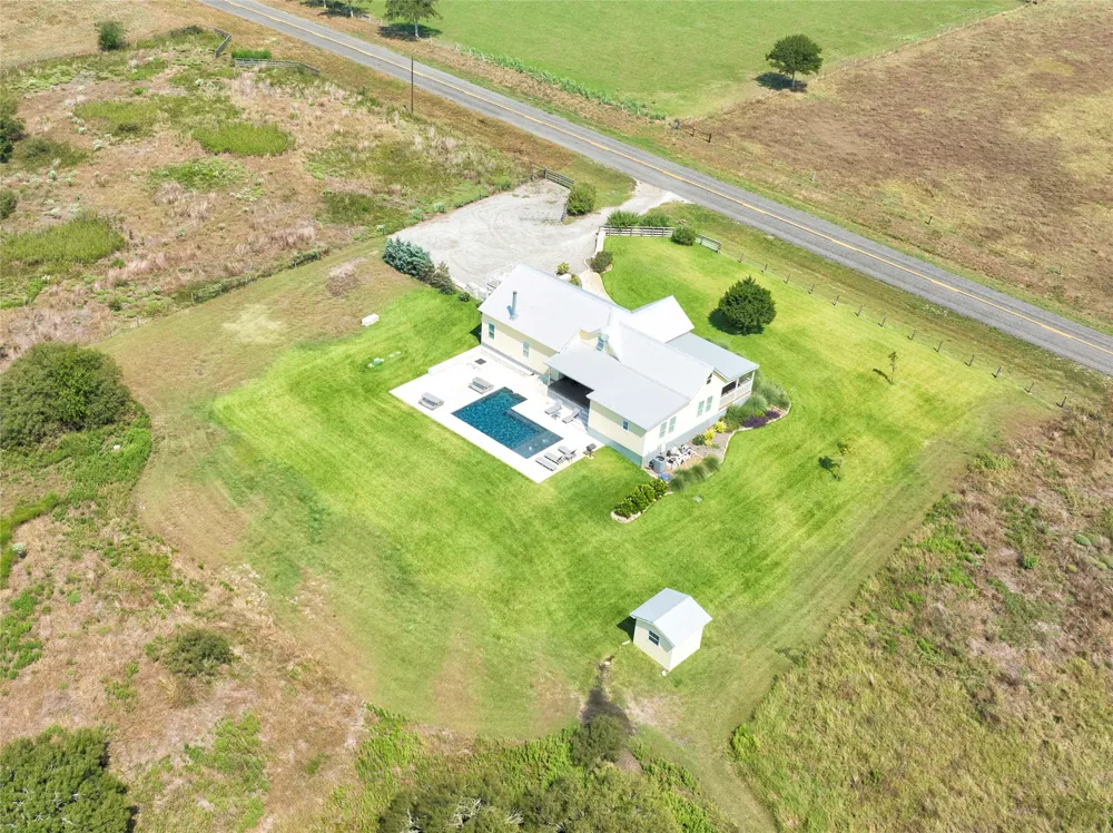 2210 FM 615 Schulenburg, TX 78956
