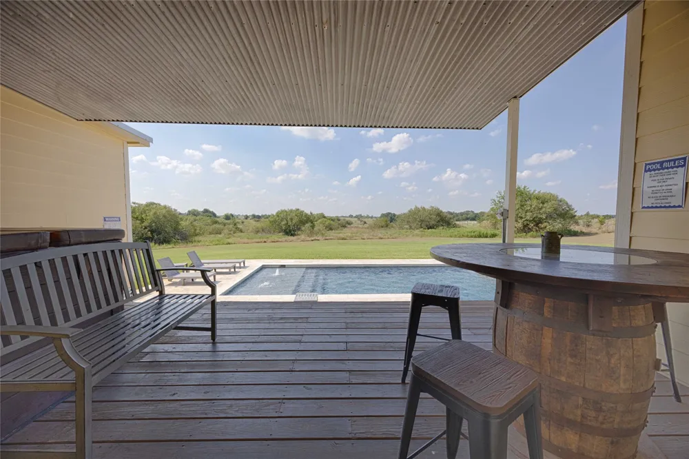 2210 FM 615 Schulenburg, TX 78956