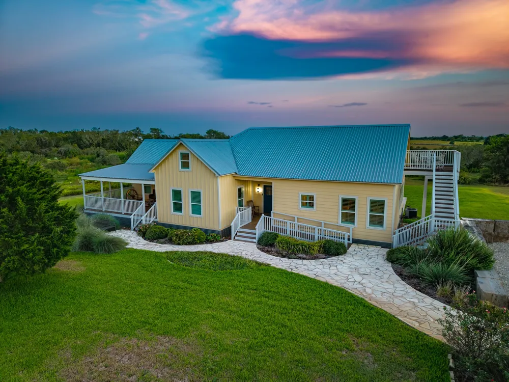 2210 FM 615 Schulenburg, TX 78956