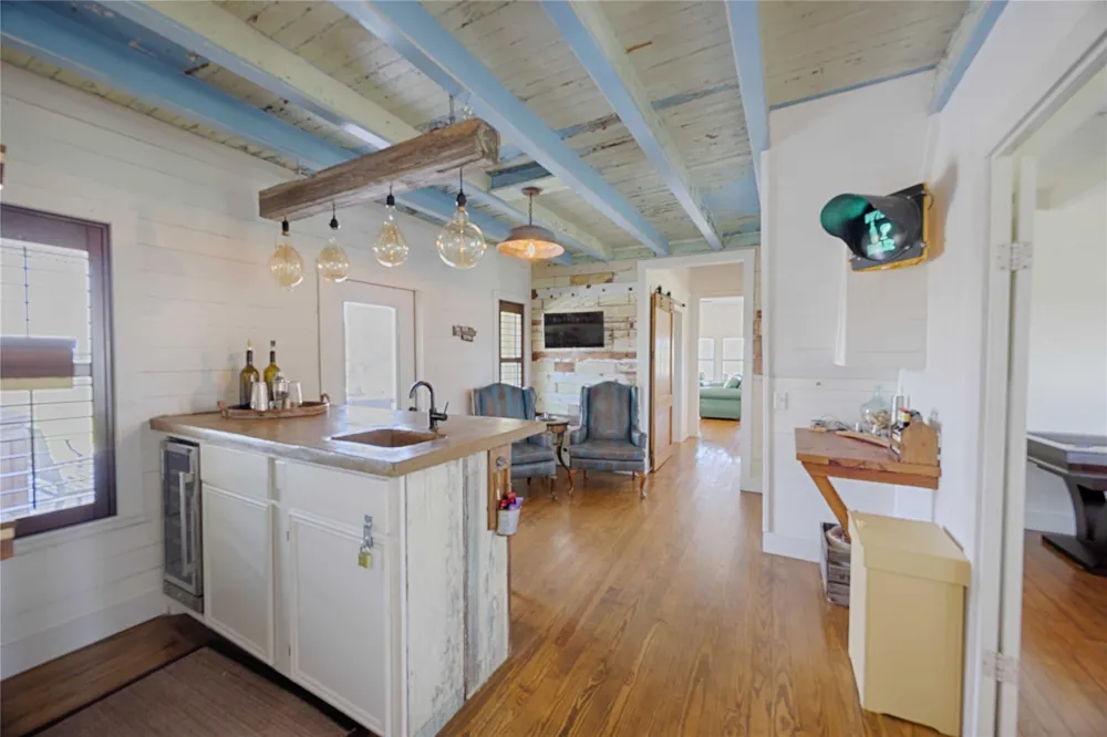 2210 Fm 615 Schulenburg, TX 78956