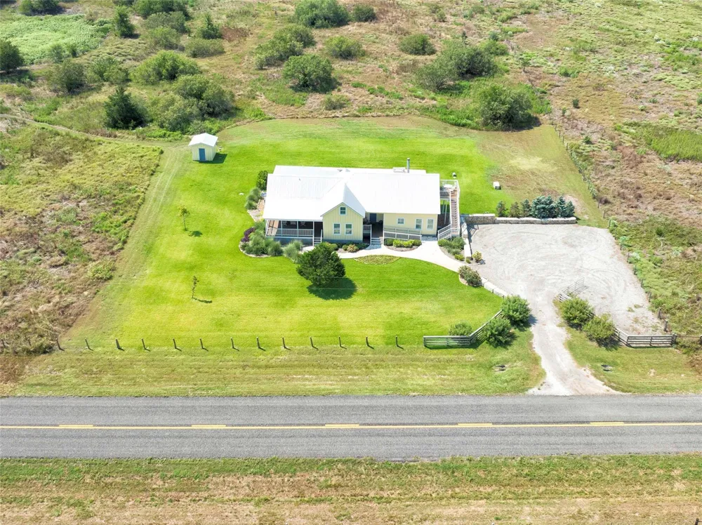2210 Fm 615 Schulenburg, TX 78956