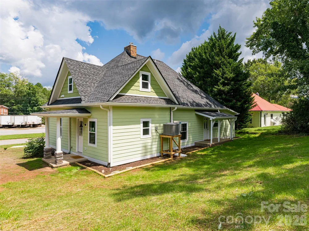 172 Reed Street Canton, NC 28716