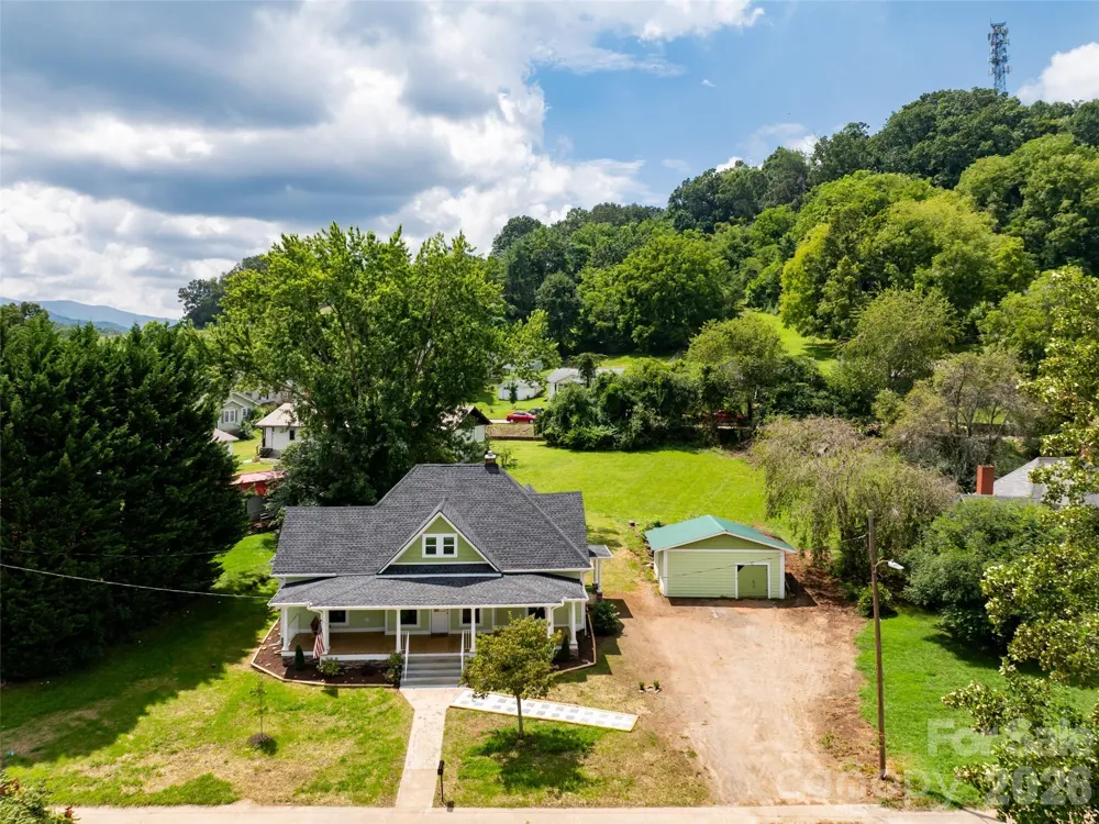 172 Reed Street Canton, NC 28716