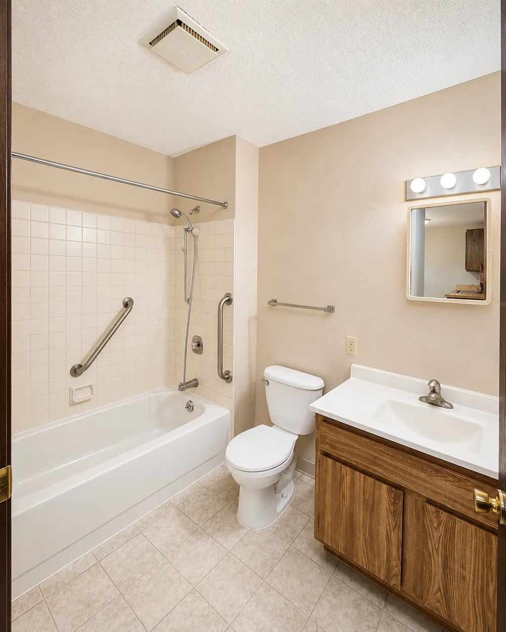 1757 4th Avenue #11 Windom, MN 56101