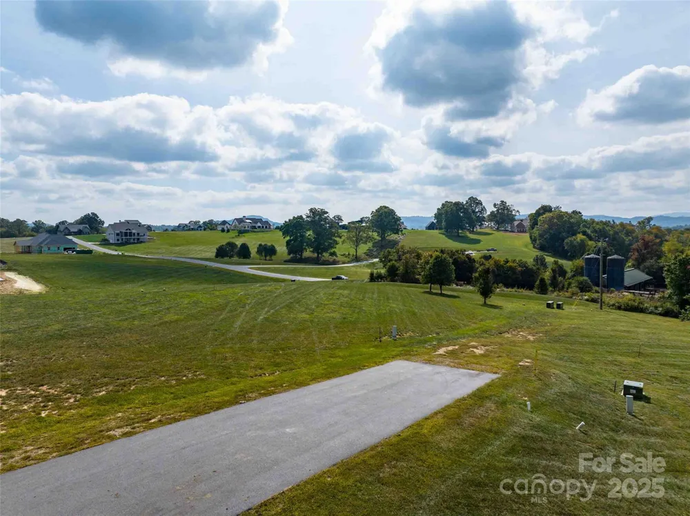 18 S Sweetwater Pond Road #Lot 56 Mills River, NC 28759