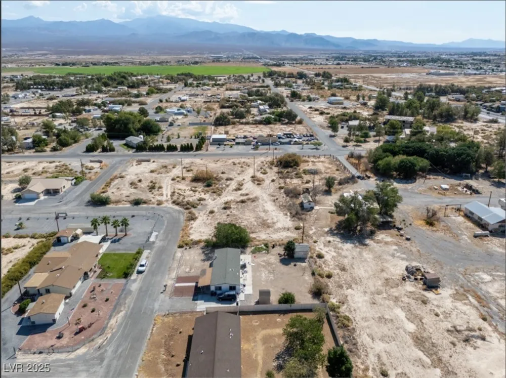 1061 W Sierra Vista Pahrump, NV 89060