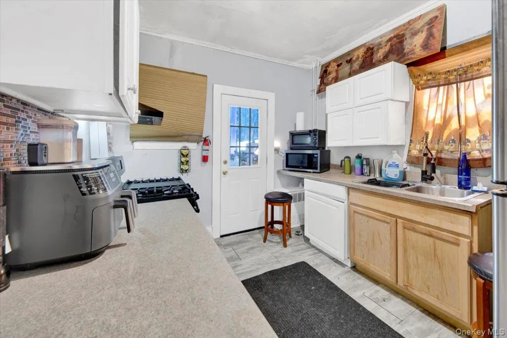4122 Wickham Avenue Bronx, NY 10466