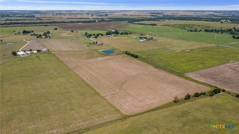 12473 County Road 440 Thorndale, TX 76577