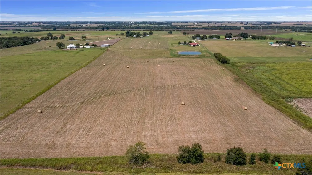 12473 County Road 440 Thorndale, TX 76577