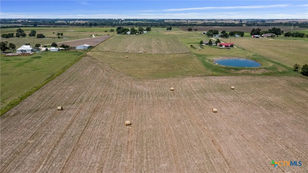 12473 County Road 440 Thorndale, TX 76577